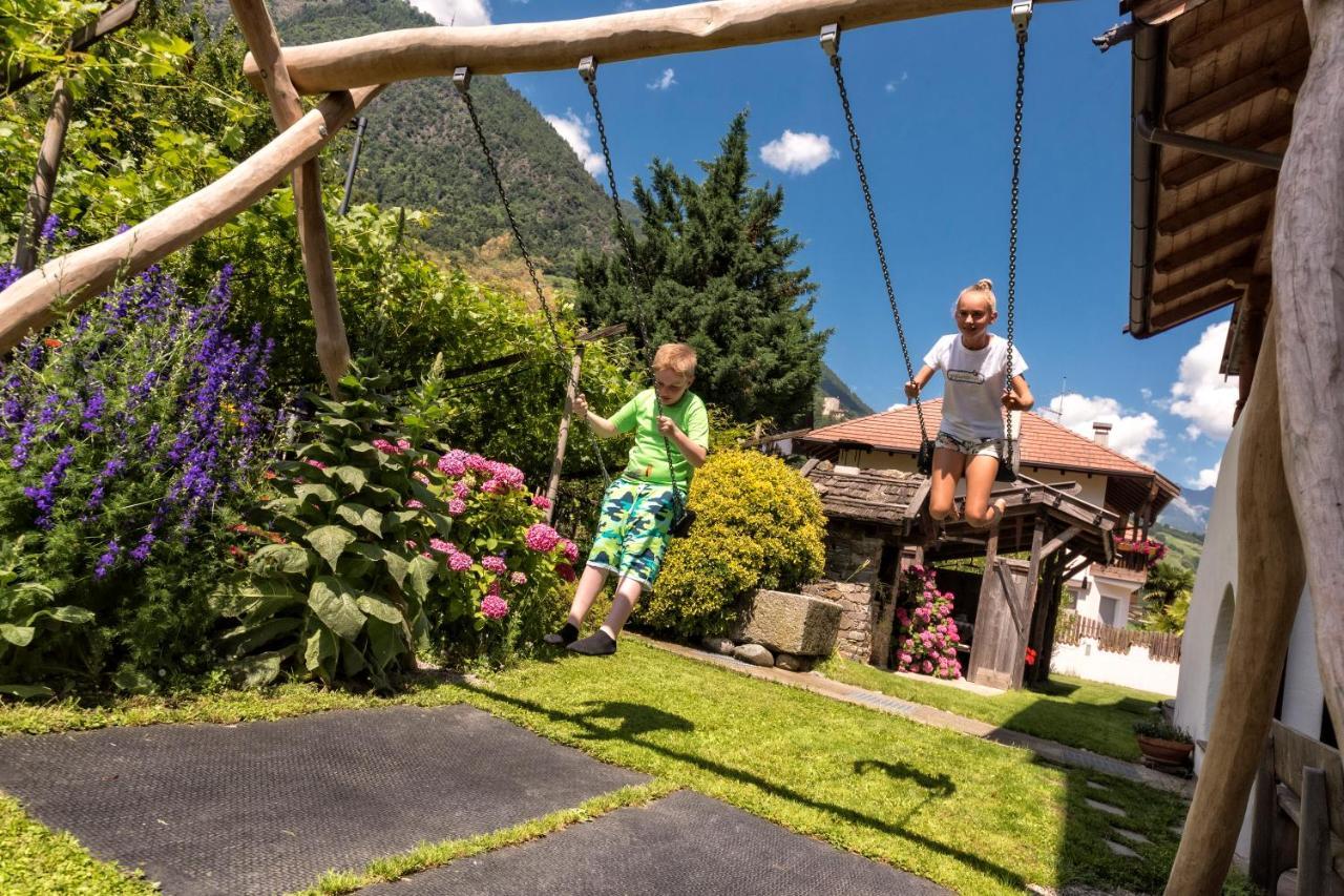 Hofer Am Bach Villa Лагундо Екстериор снимка