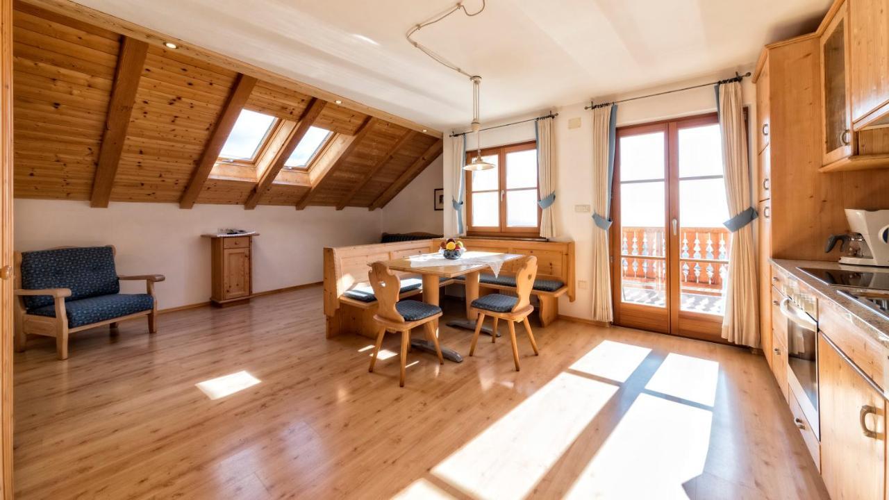 Hofer Am Bach Villa Лагундо Екстериор снимка