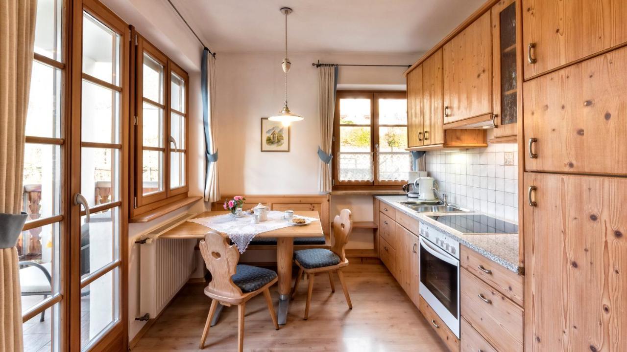 Hofer Am Bach Villa Лагундо Екстериор снимка